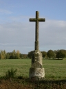 Croix de chemin, près de Mauchamp (Chelun)