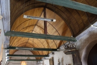 Décor de charpente : 6 entraits, sablières, lambris de couvrement