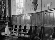 Stalles, lambris de hauteur, prie-dieu (4)