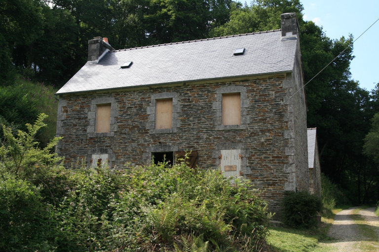 Ancien moulin, Moulin de Toulgoask (Berrien)