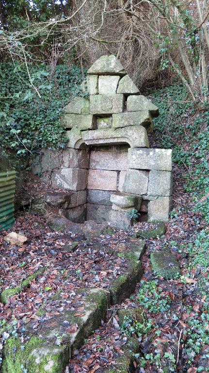Fontaine de Poul ar Vran (Plufur)
