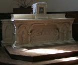 Ensemble du maître-autel : autel, tabernacle, retable, gradin, 2 degrés d'autel