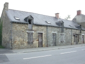 Alignement de maisons, 21-23 faubourg d'Anjou (La Guerche-de-Bretagne)