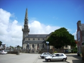 Église paroissiale Sainte-Anne, place d'Alsace (Kernilis)