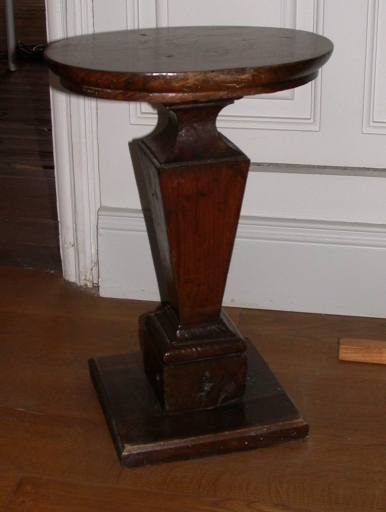 Paire de tabourets d'église