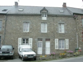 Maison, 2 rue de Rennes (Guipel)