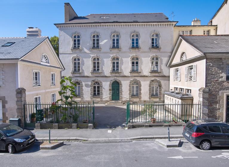 Ancien hôtel de la Bigne-Villeneuve puis hôtel de La Borderie, 20 et 22 rue Saint-Louis (Rennes)