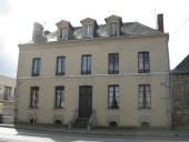 Hôtel de voyageurs de la Croix d'Or, 4 faubourg de Vitré (La Guerche-de-Bretagne)