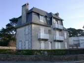 Annexe du Grand Hôtel de la Plage, actuellement immeuble à logements, 33 rue de Trozoul (Trébeurden)