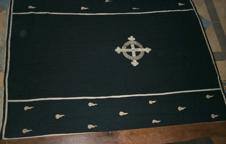 Ensemble de 2 draps mortuaires