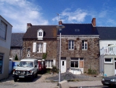 Maison, 10 place de l'Eglise (Cherrueix)