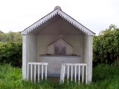 Oratoire, route départementale 48 ; près du Domaine (Les Brûlais)