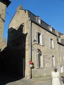 Maison, rue des Chanoines ; 2 rue Brizeux (Vannes)