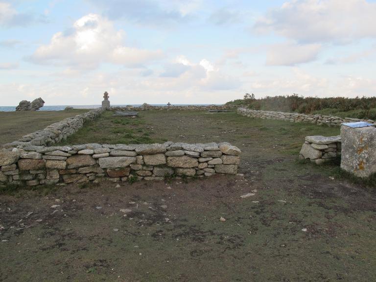 Le cimetière des Cholériques (ile-de-Sein)