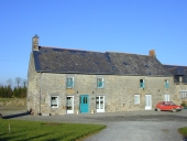 Alignement de quatre fermes, le Clos Boterel (Cuguen)