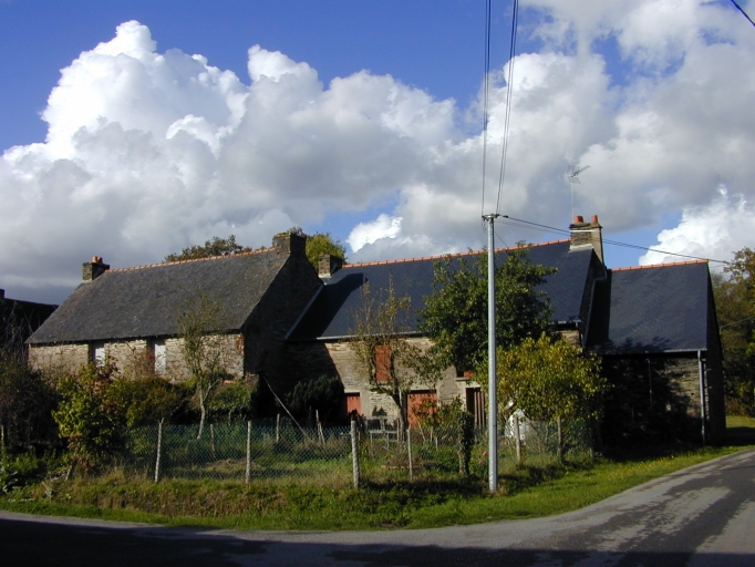 Alignement de deux fermes, le Bas Gavrain (Renac)