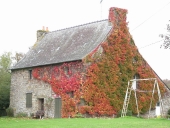 Maison, les Roches (Chelun)