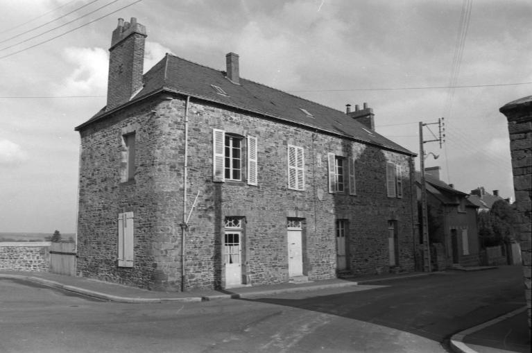 Maison, rue Saint-Thomas (Martigné-Ferchaud)