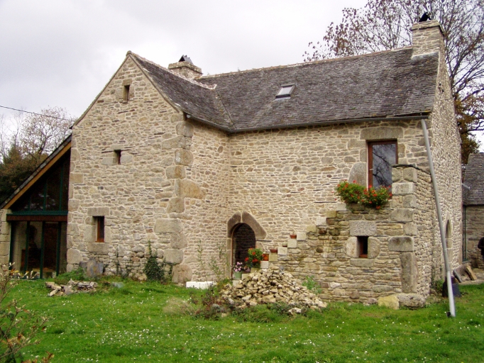 Maison, Restancaroff (Commana)