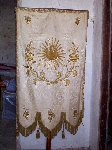 Bannière de procession : Pélican mystique