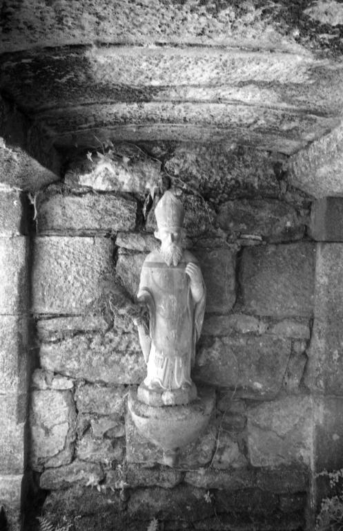 Fontaine de dévotion Saint Nicolas, Ty Ar Galant (Leuhan)