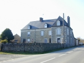 Ferme, rue des Marais (Saint-Léger-des-Prés)