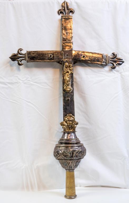 Croix de procession 1, basilique Notre-Dame-du-Roncier (Josselin)