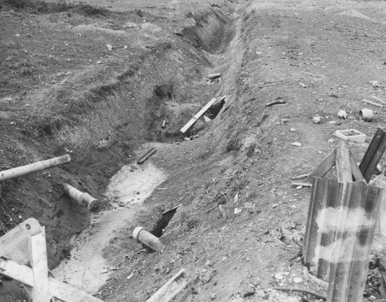 Ensemble fortifié (B 47), Keranroux - Menguen, sur la crête à l'ouest de la route de Guilers (actuelle rue de Kerléo) (Brest)