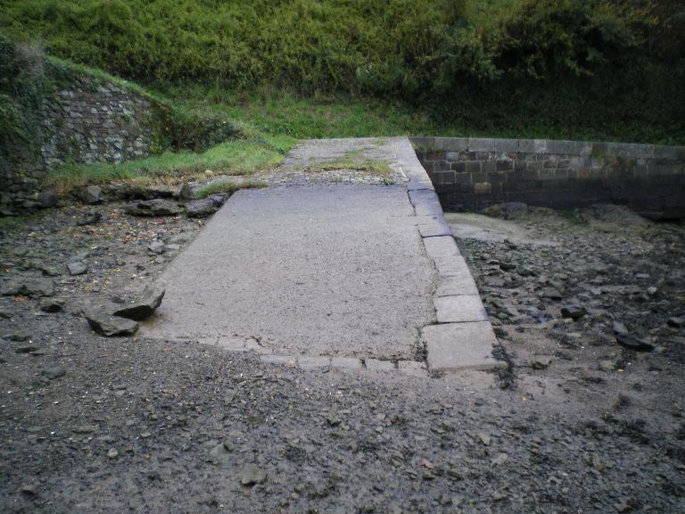 Cale du port Saint-Hubert (Plouër-sur-Rance)