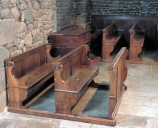 Ensemble de 49 bancs de fidèle (Lanhélin fusionnée en Mesnil-Roc'h en 2019)