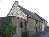 Alignement de maisons, la Boulais (Sainte-Marie)