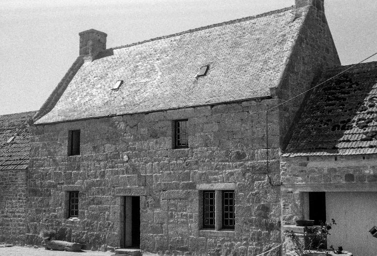 Les maisons et les fermes sur la commune de Plouescat