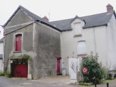 Maison, 20 place de l'Eglise (Bourgbarré)