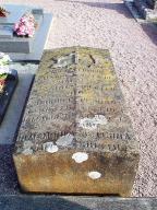 Tombe de prêtre, Carfantin (Dol-de-Bretagne)