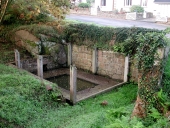 Lavoir de Traou Treuz, la Clarté, rue des Carrières (Perros-Guirec)