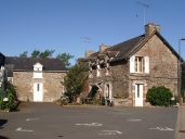 Maison, 4 place Saint-Pierre (Créhen)