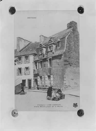 Maison, 11 place de la Mairie (Carhaix-Plouguer)