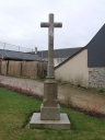 Croix de chemin, rue Alain d'Argentré (Argentré-du-Plessis)