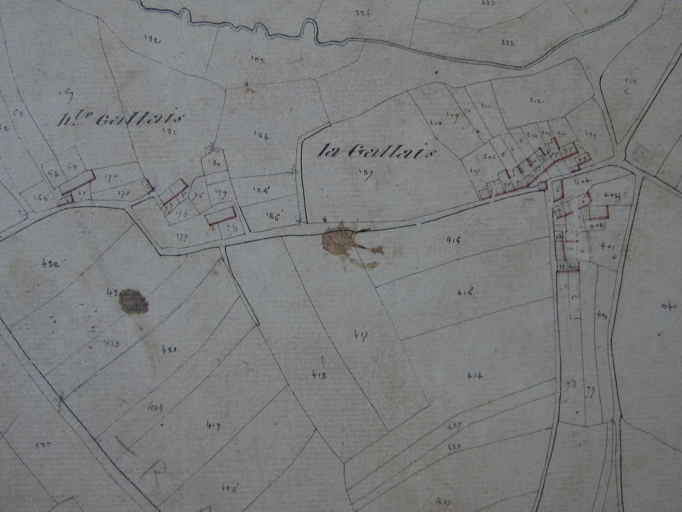 Alignement de maisons, la Gallais (Pleurtuit)