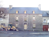 Maison, 6 place Toullier (Dol-de-Bretagne)