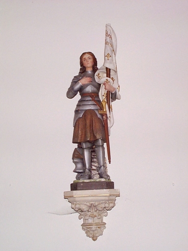 Statue : sainte Jeanne d'Arc ; culot, Ropenard (Maure-de-Bretagne fusionnée en Val d'Anast en 2017)