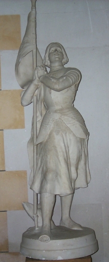 Statue : sainte Jeanne d'Arc