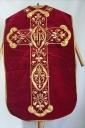 Ornement rouge 5 : chasuble