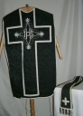 Ornement noir 3 : chasuble, étole