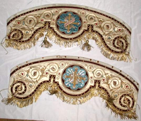 Garniture de dais de procession