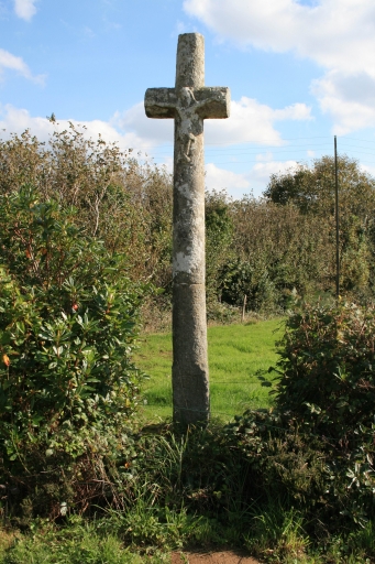 Croix monumentale, le Quinquis (Brasparts)