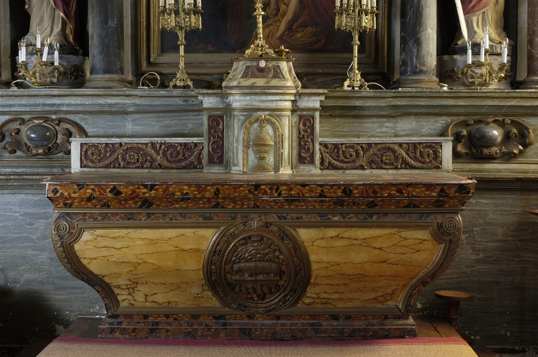 Autel et tabernacle du maître-autel