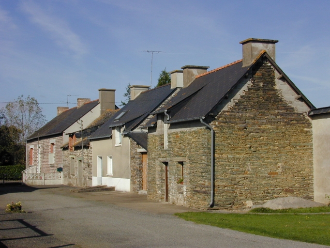 Alignement de logis, le Souchais (Saint-Ganton)