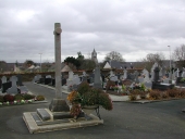 Croix de cimetière, croix dite Bouessée, rue du Trégor (Betton)
