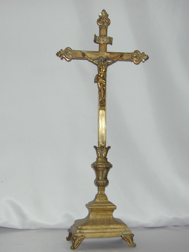 Croix d'autel 1